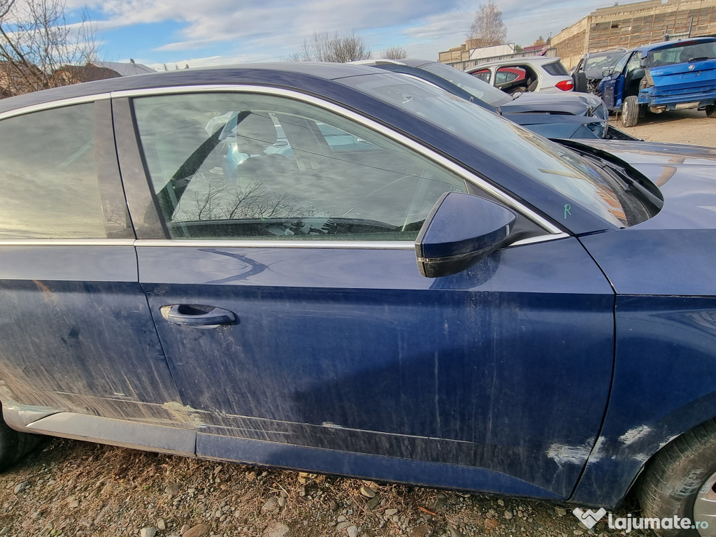 Usa dreapta fata Skoda Superb 3 2017