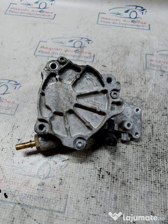 Pompa vacuum Mitsubishi Outlander 2.2 Motorina 2012