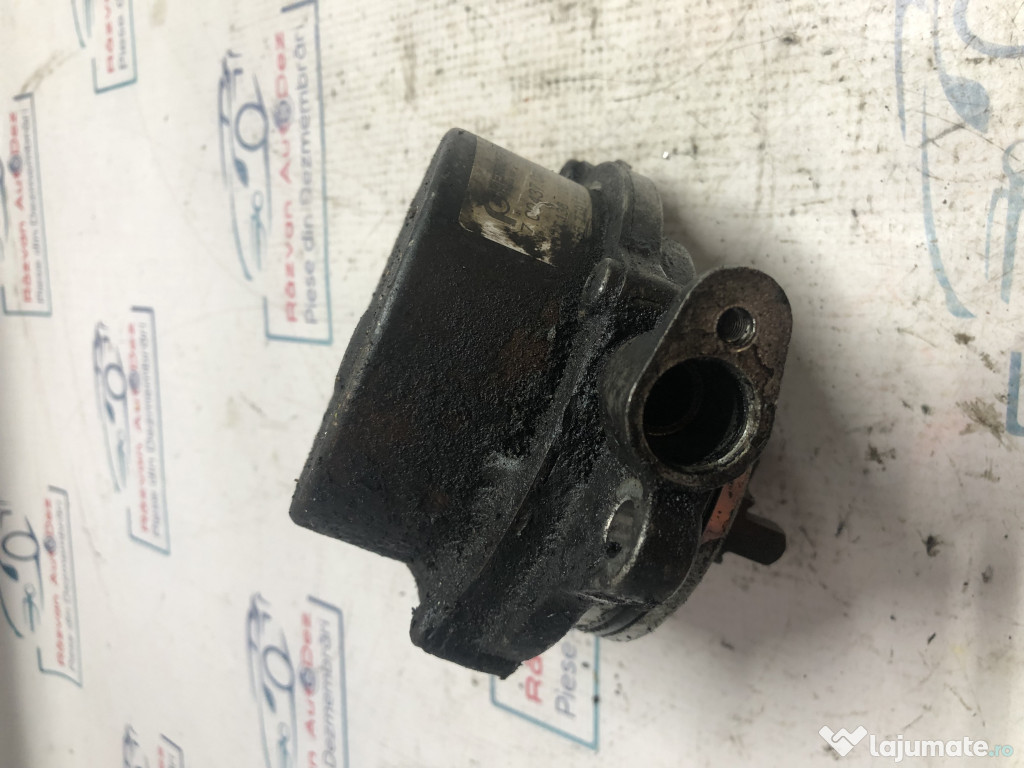 Pompa vacuum BMW E60 2008