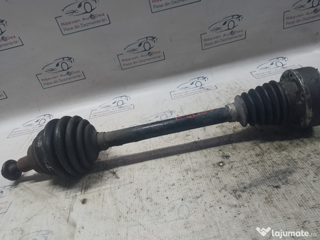 Planetara stanga fata Volkswagen Jetta 1.6 2011