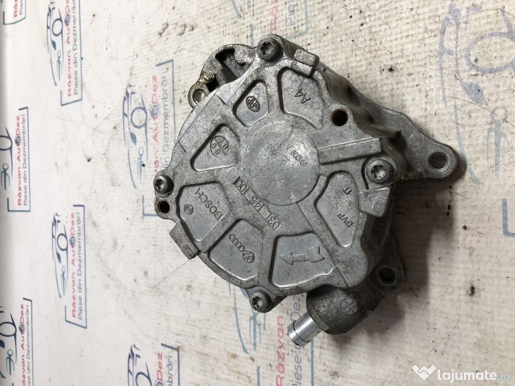 Pompa vacuum Audi A4 B8 2.0 Motorina 2012