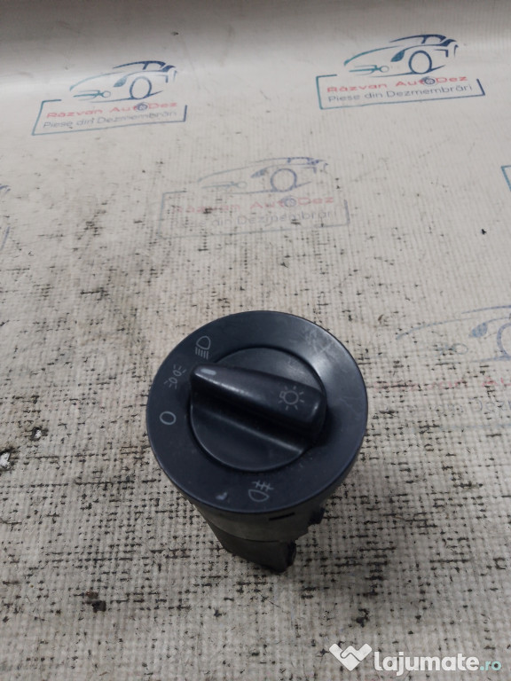 Bloc lumini Volkswagen Golf 4 2003