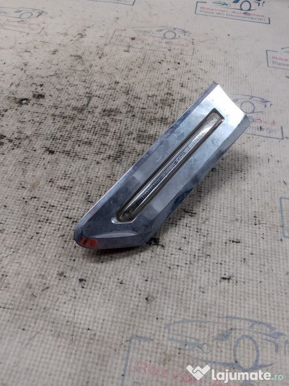 Semnalizare aripa BMW 730 2008