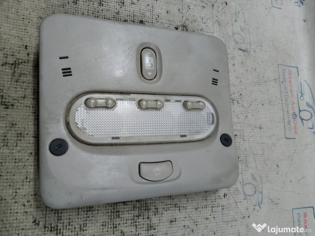 Plafoniera Nissan Qashqai 2012