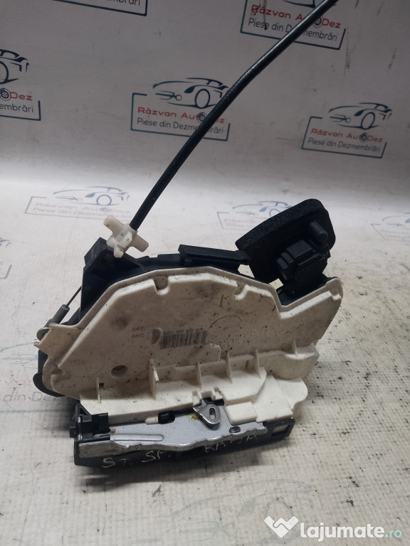 Broasca stanga spate Skoda RAPID 2013