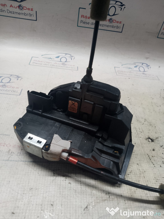 Broasca stanga spate Renault Kadjar 2018