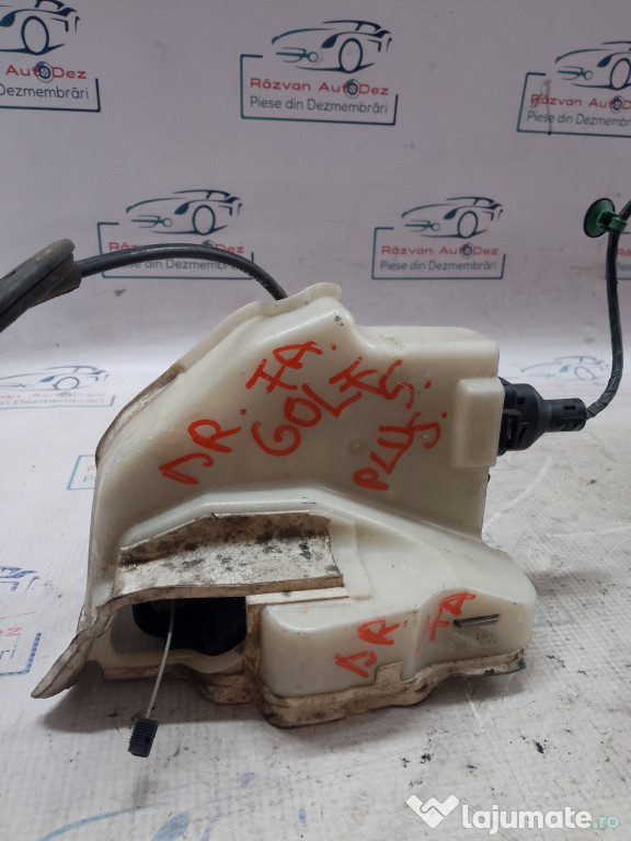 Broasca dreapta fata Volkswagen Golf 5 Plus 2009