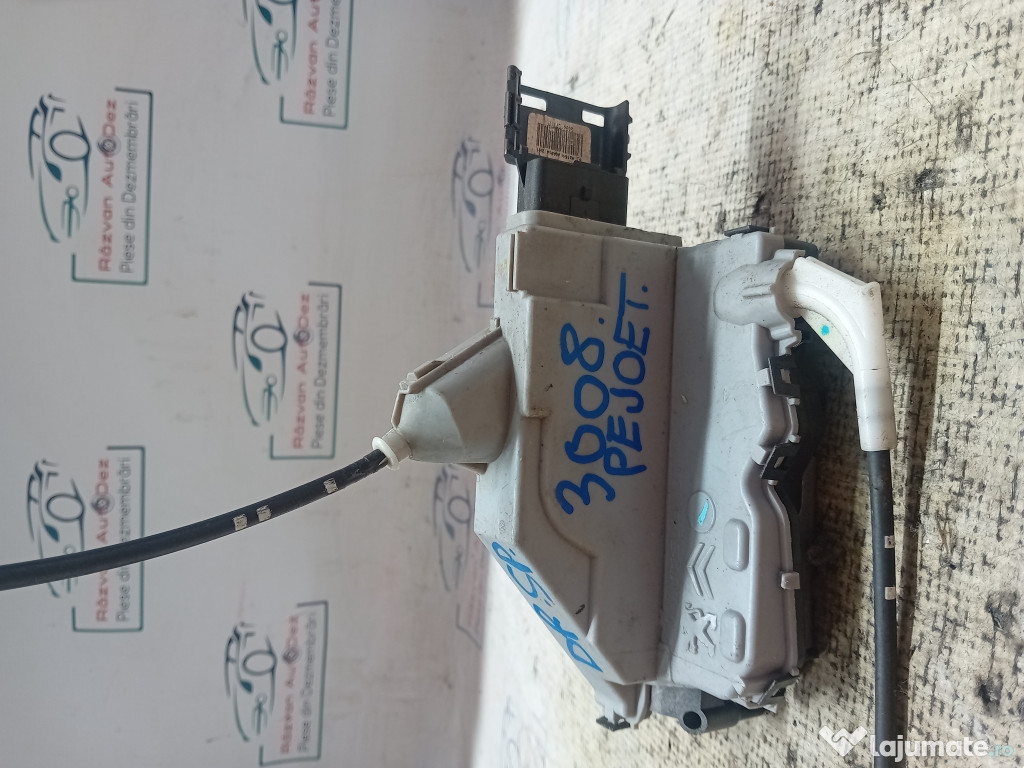 Broasca dreapta spate Peugeot 3008 2012