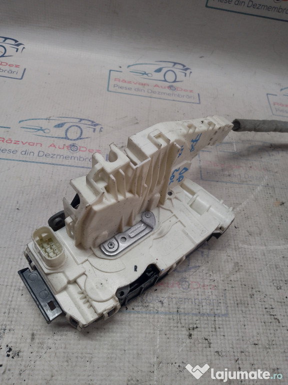 Broasca dreapta fata Mercedes C-Class W204 2011