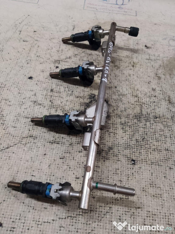 Rampa plus injectoare Opel Astra J Benzina 2010