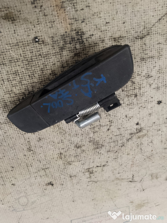 Maner exterior stanga fata Kia Sool 2008