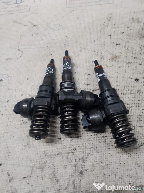 Injector Volkswagen Golf 5 1.9 2009
