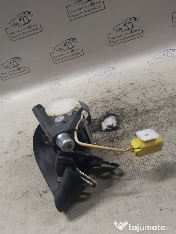 Centura dreapta fata cu capsa Volkswagen Eos 2008