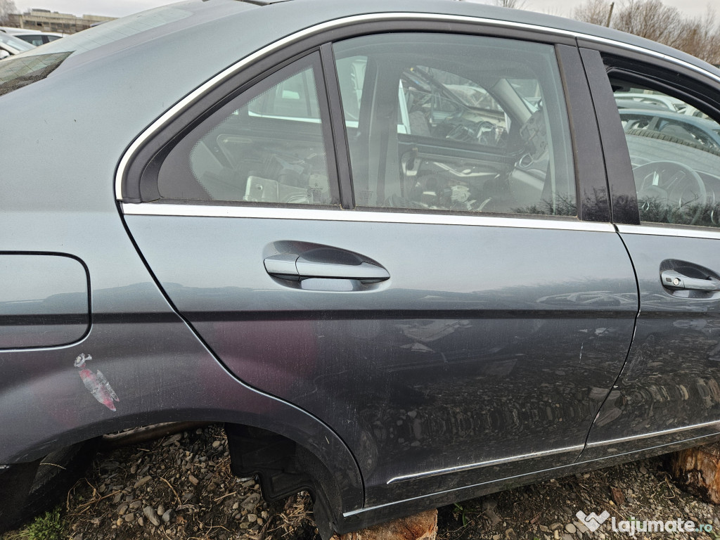 Usa dreapta spate Mercedes C-Class W204 2012
