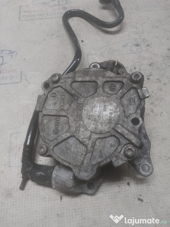 Pompa vacuum Volkswagen Passat B7 2.0 2010