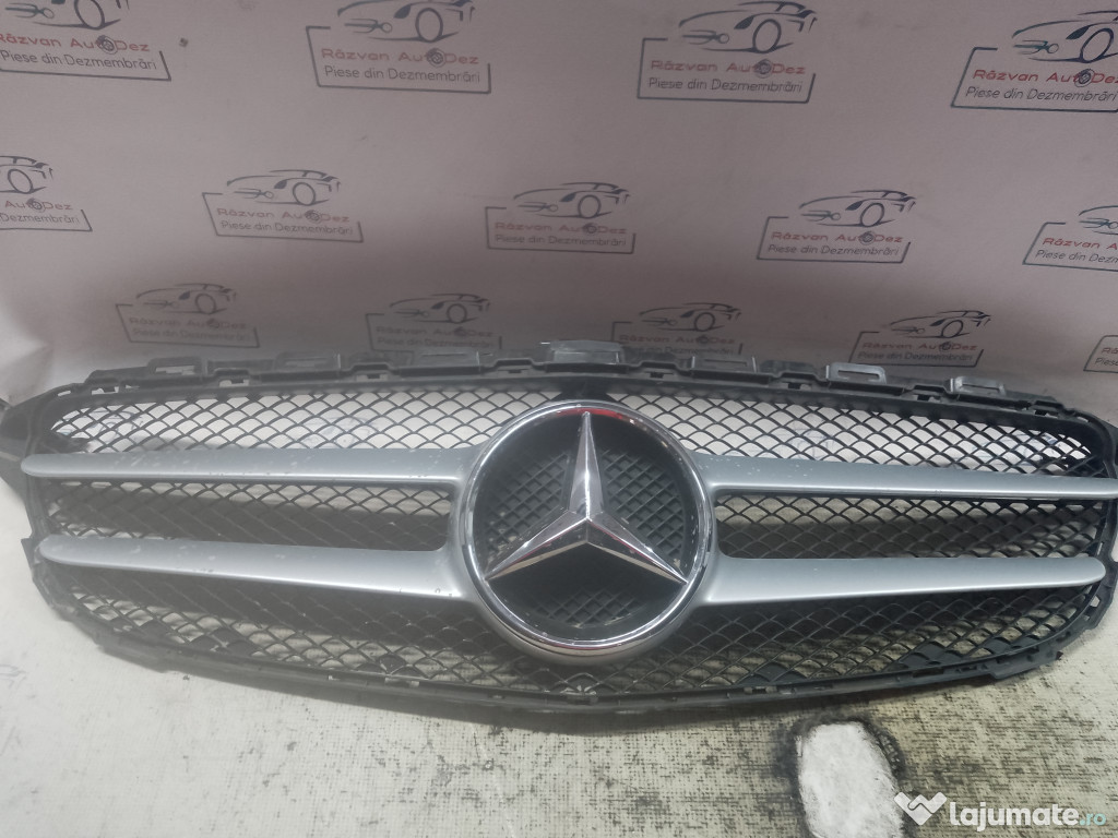 Grila bara fata Mercedes C Class W205 2016