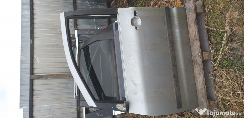 Fata usa stanga fata Volkswagen Sharan 2002