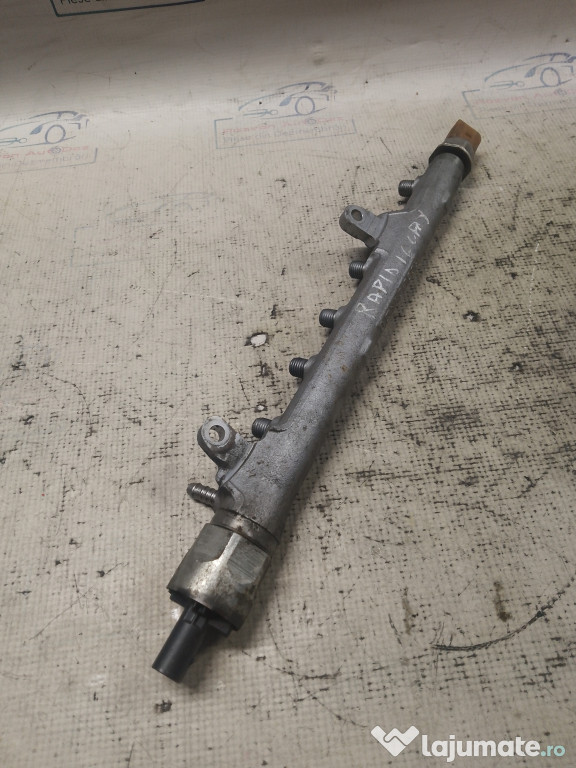 Rampa injectie Skoda RAPID 1.6 2013