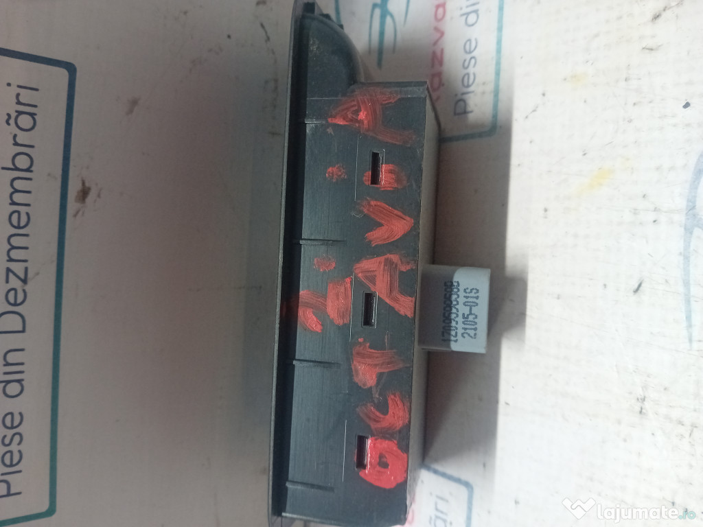 Butoane geamuri electrice Skoda Octavia 2 2011
