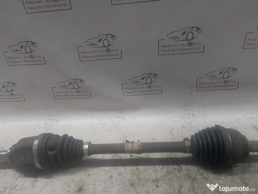 Planetara stanga fata Dacia Logan Mcv 0.9 2015