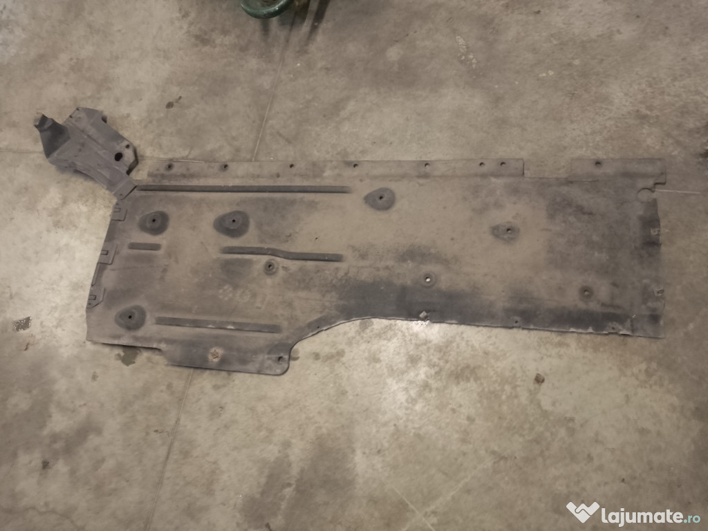 Scut lateral stanga BMW E91 2.0 Motorina 2009