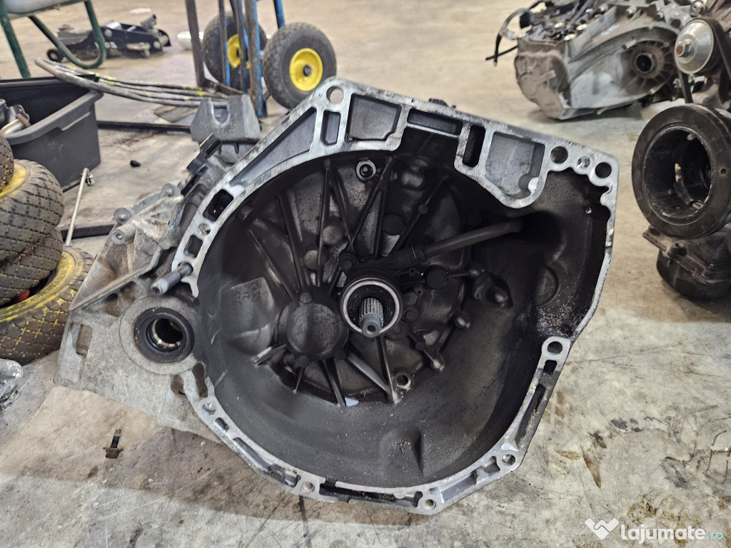 Cutie de viteze 6 trepte Nissan Juke 1.2 Benzina 2015