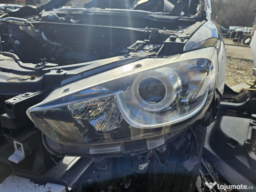 Far Stanga Halogen Mazda CX-5 2015