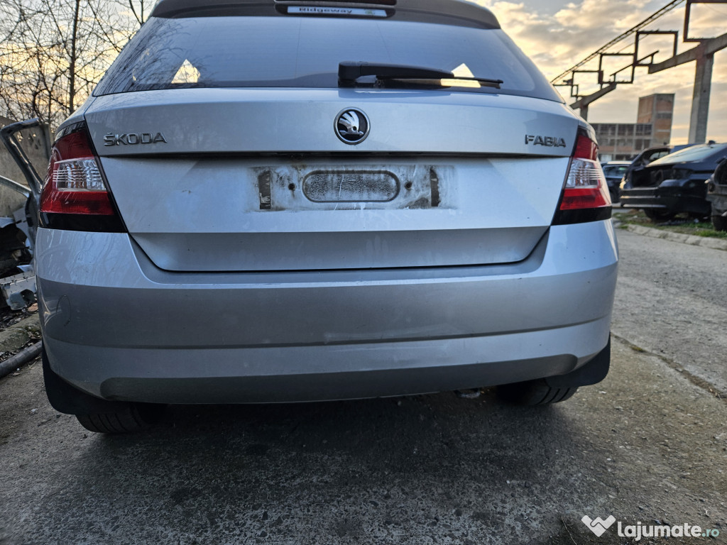 Bara spate Skoda Fabia 3 Hatchback 2015