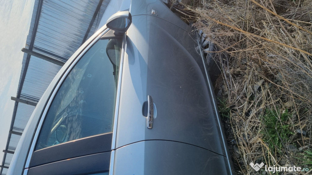Usa dreapta fata Opel Insignia A Hatchback 2011