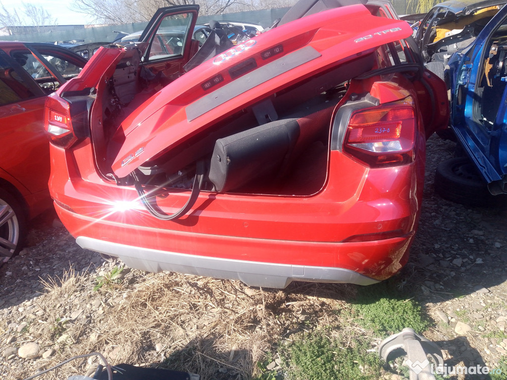 Bara spate Audi Q2 2019