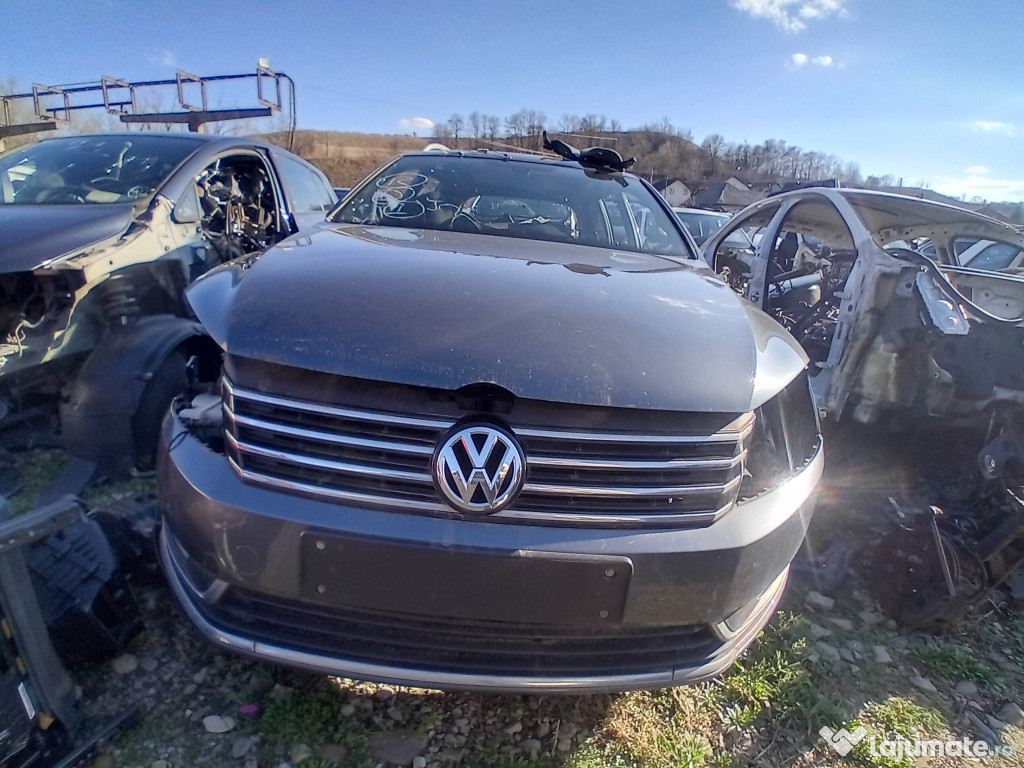 Fata completa Volkswagen Passat B7 Break 2011