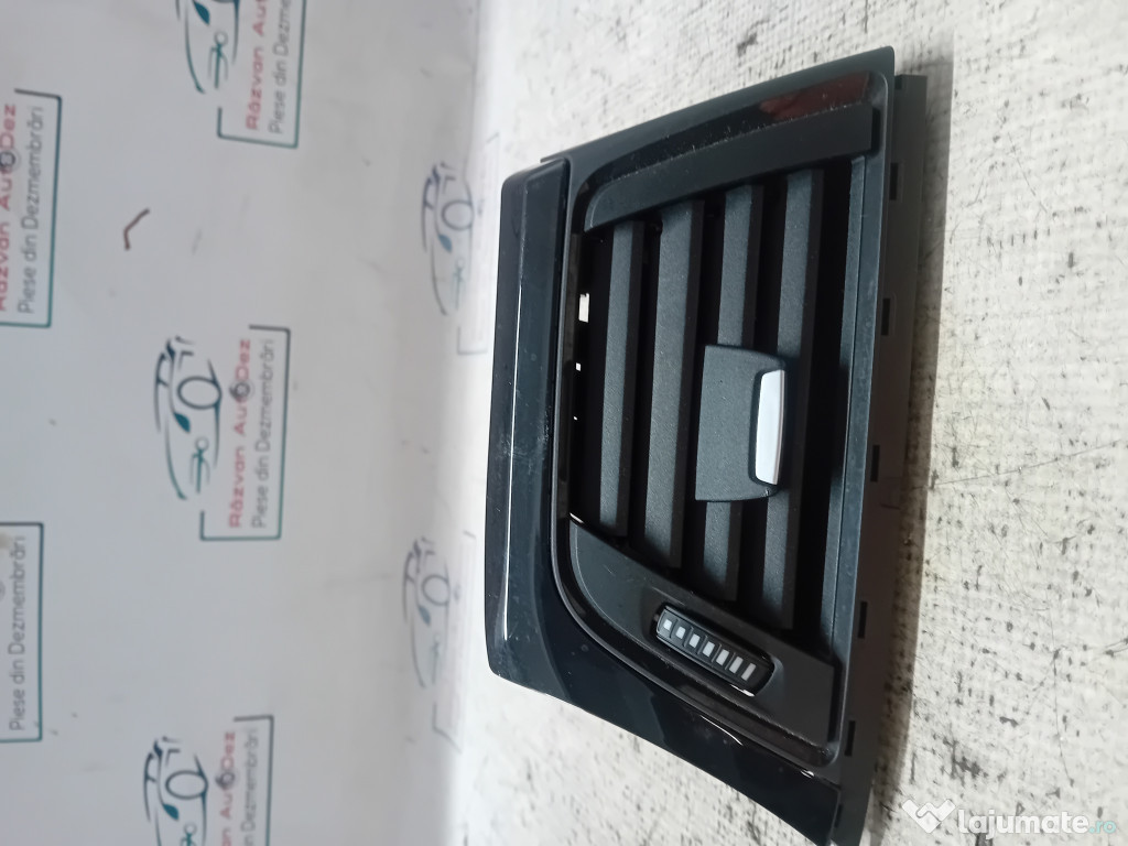 Grila ventilatie stanga BMW Seria 4 F36 2016