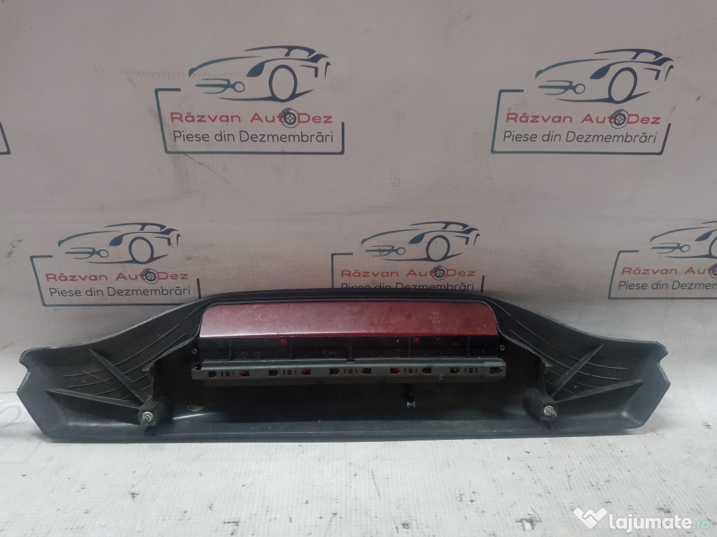 Stop central hayon Fiat Punto 2003