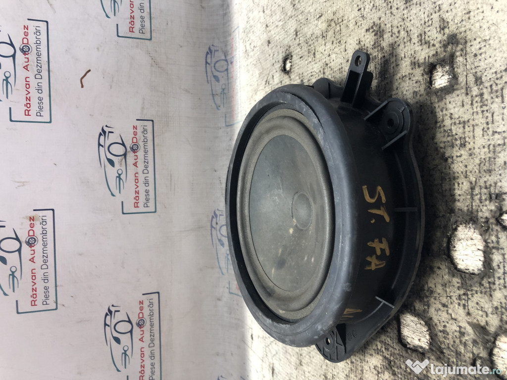 Boxa stanga fata Audi A3 8P 2010