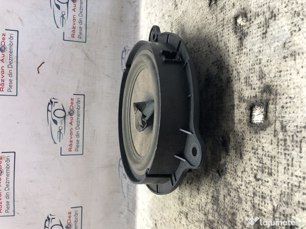 Boxa stanga fata Nissan Qashqai 2012