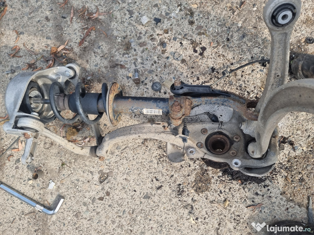 Fuzeta cu amortizor stanga fata Audi A5 2010