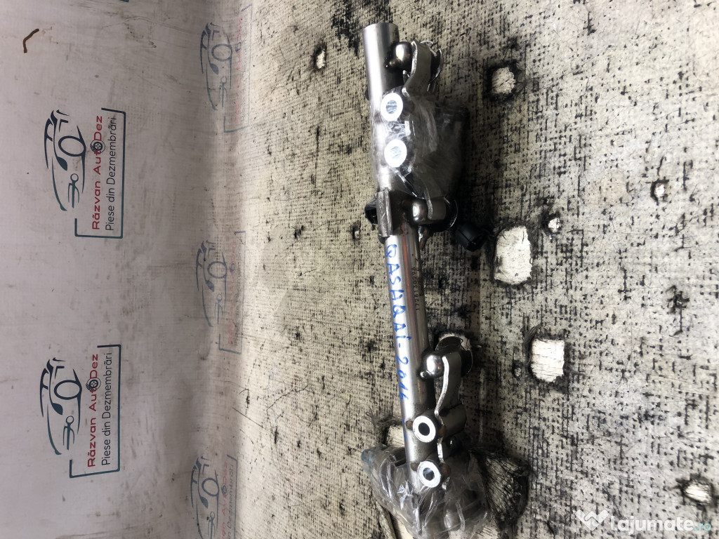 Rampa plus injectoare Nissan Qashqai 1.2 Benzina 2016