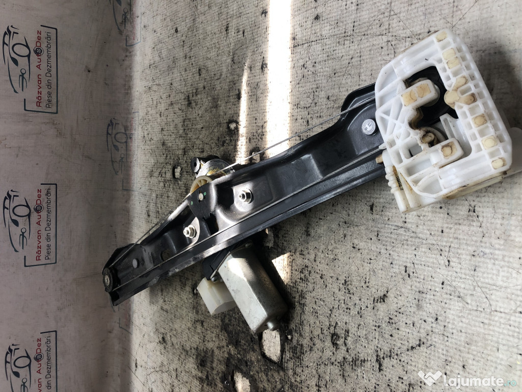 Macara geam stanga spate BMW 320 F30 2013