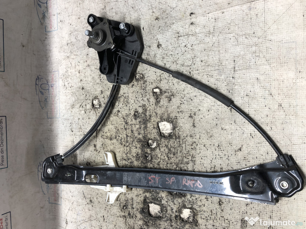 Macara geam stanga spate Skoda RAPID 2014