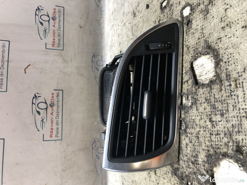 Grila ventilatie stanga Audi A6 C7 2012