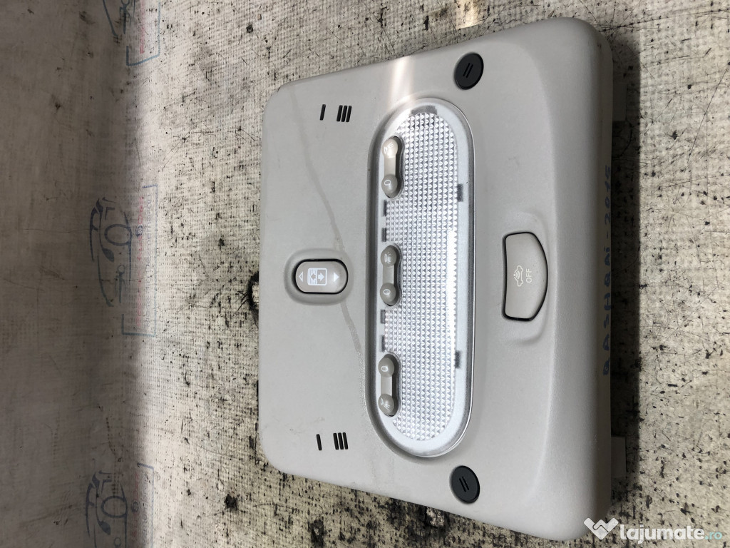 Lampa plafon spate Nissan Qashqai 2015