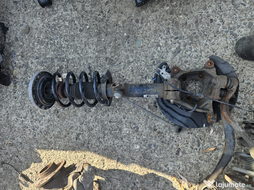 Fuzeta cu amortizor stanga fata BMW X3 F25 2014