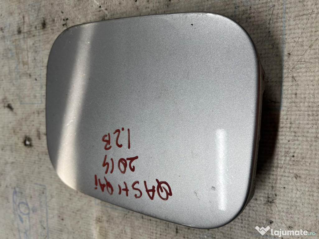 Usita rezervor Nissan Qashqai 1.2 Benzina 2014