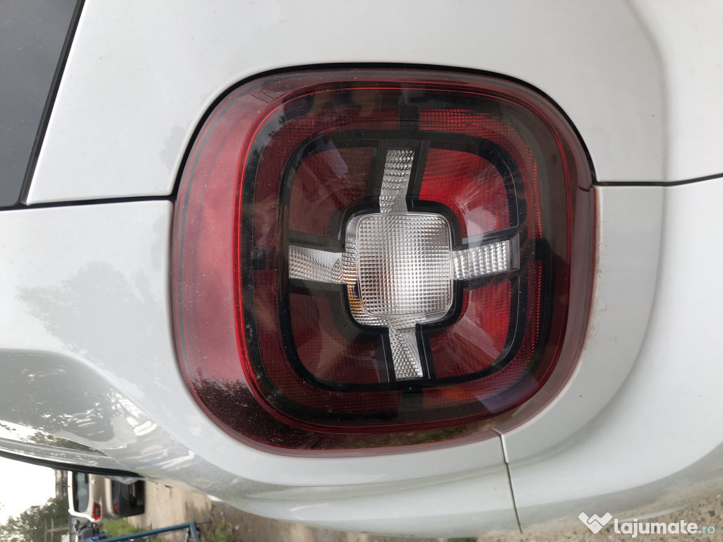 Stop stanga aripa Dacia Duster 1.6 Benzina 2018