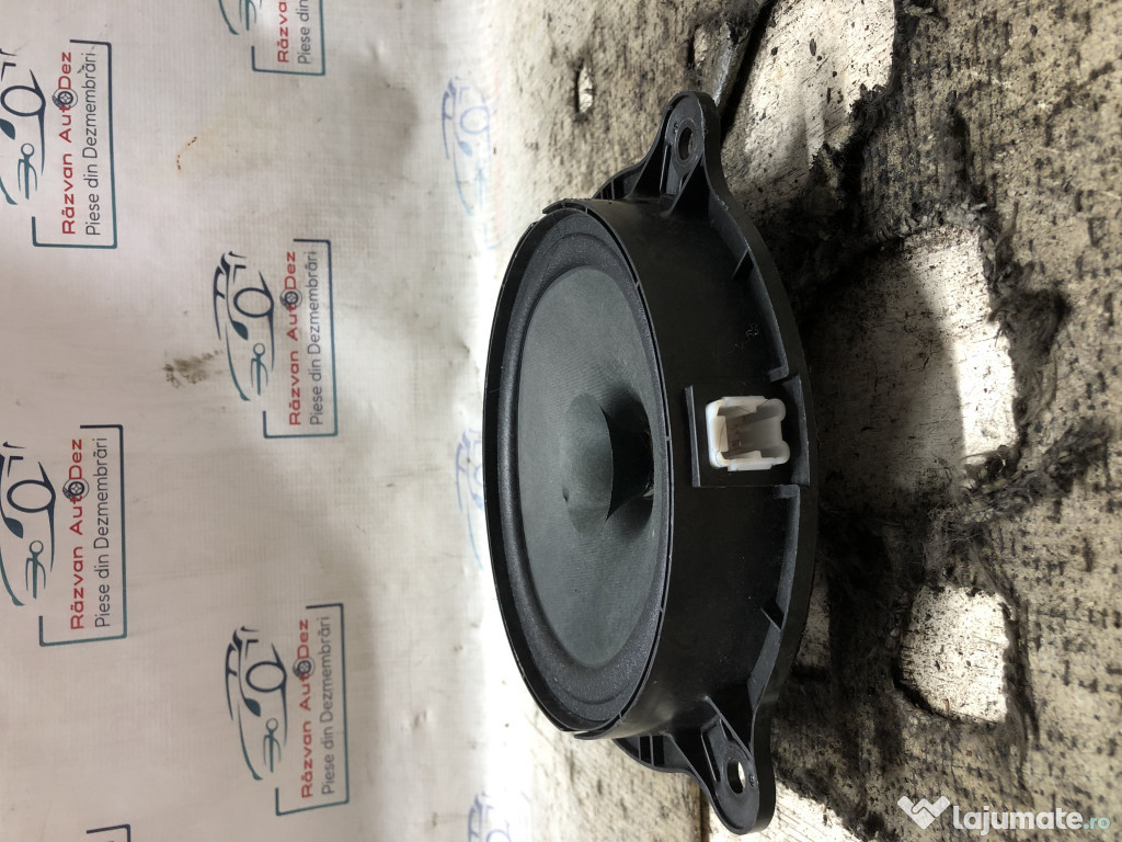 Boxa stanga fata Nissan X-Trail 2014