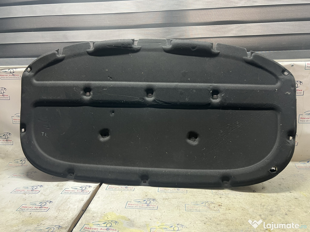 Pâsla capotă Volkswagen Touareg 3.0 2012