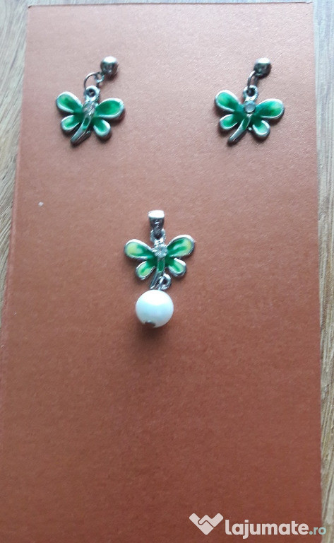 Set bijuterii fluturasi verde