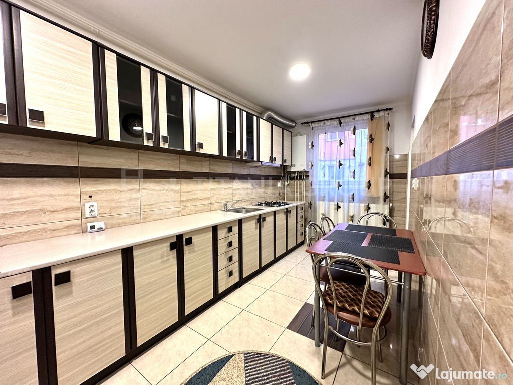 Apartament 3 camere decomandat, spatios + loc de parcare,...