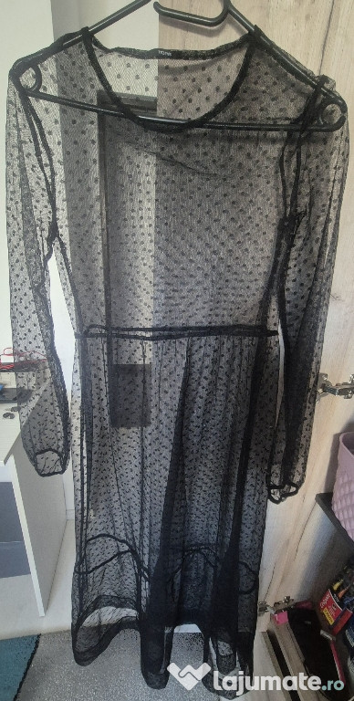 Rochie plaja neagra,din dantela,marimea S,purtata o singura data