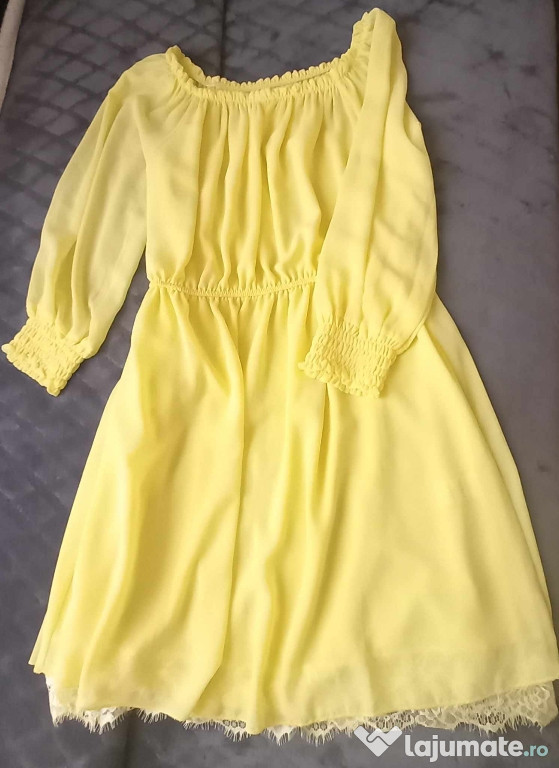 Vând rochie mărimea S/M